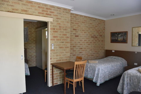 Valley Views Motel & Chalets - eAccommodation 2