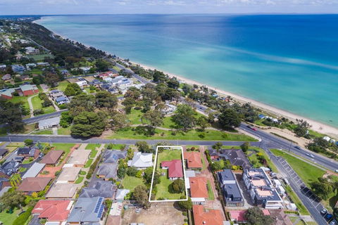 Soleil Sur La Mer Dromana Beach - eAccommodation 3