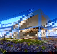 Sovereign Point on the Marina - eAccommodation