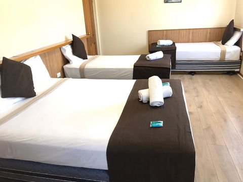 Angel's Rest Motel - eAccommodation 3