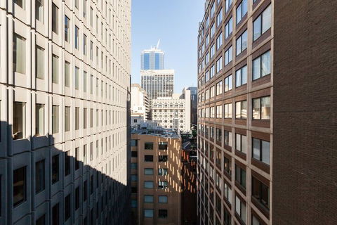 CLAUDE, 2BDR Melbourne Apartment - eAccommodation 1