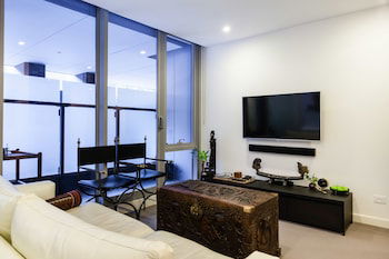 MATILDA, 1BDR South Yarra Apartment - eAccommodation 0