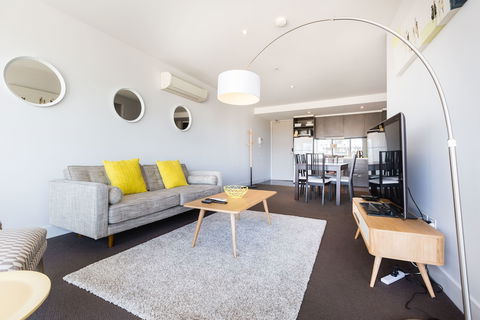 ERICA, 2BDR South Yarra Apartment - eAccommodation 4
