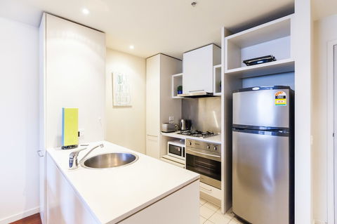 WESLEY, 2BDR Carlton Apartment - eAccommodation 4