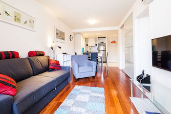 WESLEY, 2BDR Carlton Apartment - eAccommodation 1