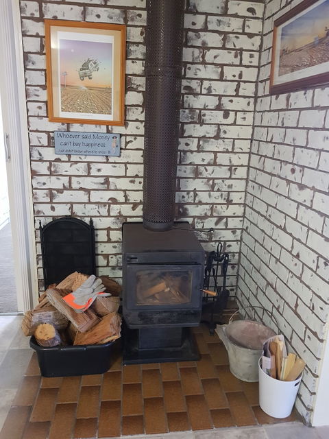 Amore Casa Tenterfield - eAccommodation 1