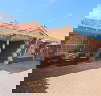 Mindarie Villa - eAccommodation