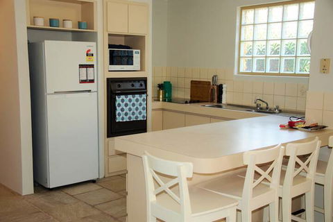 Azure Villa - eAccommodation 6