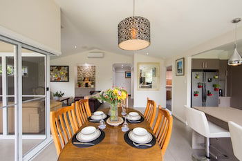 Armidale Cottage - eAccommodation 2