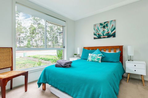 An Ideal Wine Country Getaway Villa - eAccommodation 6