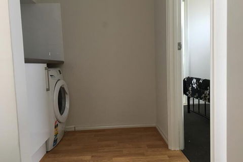 Apartment In Queens Park - eAccommodation 3
