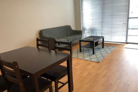 Apartment In Queens Park - eAccommodation 1