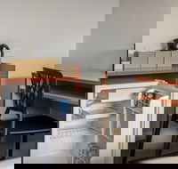 Nightcap at Ashley Hotel - eAccommodation