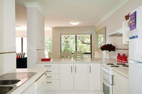 Nicholli Bay Parklands Unit 35 / 2 Gowrie Avenue - eAccommodation 3