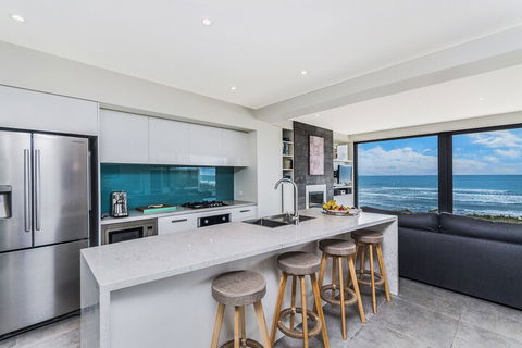 Aqua Mist Seascape - eAccommodation 6