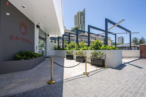 Arise Ruby Gold Coast - eAccommodation 2
