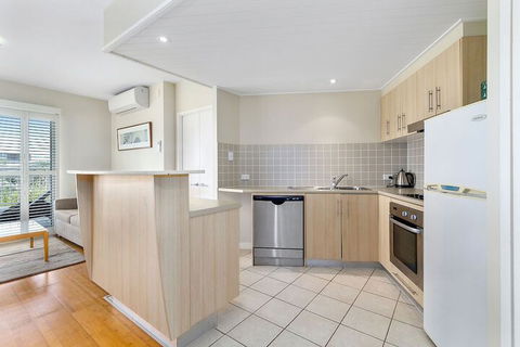 RESORT On The BEACH 6126 27 - eAccommodation 3