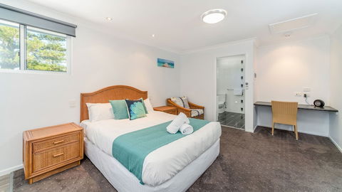 Adrift Apartments - eAccommodation 3
