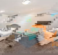 Adrift Apartments - eAccommodation