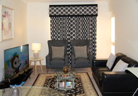 Adelaide City Apartment - 3BR, 2Bath & Carpark - eAccommodation 6