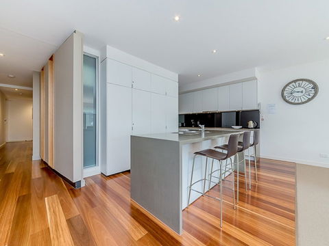 C-Scape By The Sea No.12 - eAccommodation 2