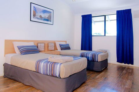 Cable Beach Apartments - eAccommodation 6