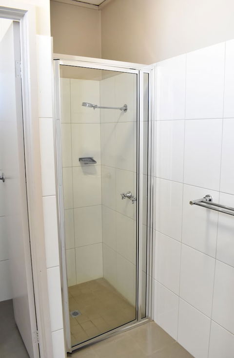 River Motel - eAccommodation 6
