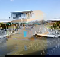 Corroboree Houseboats - eAccommodation