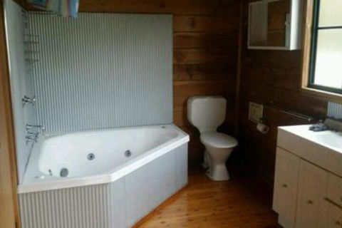 Abelia BIG SPA NO 1 Cottage - eAccommodation 5