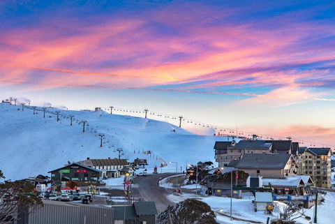 Alpine Heights 1 Bedroom Penthouse MHA - eAccommodation 5