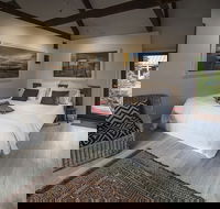 Luzcatrole Cottage - eAccommodation