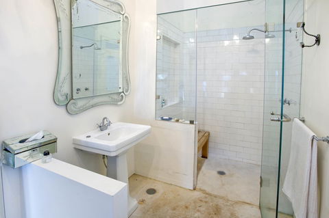 TRANQUILO BEACH HOUSE - eAccommodation 0