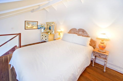 TRANQUILO BEACH HOUSE - eAccommodation 2