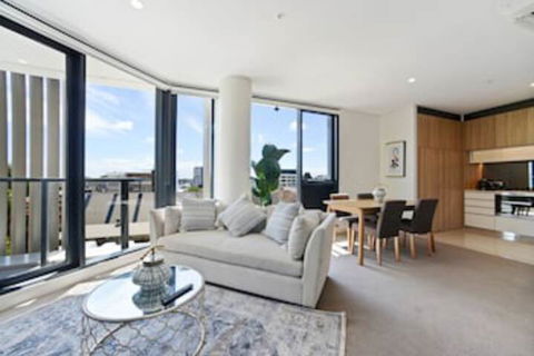 Modern Ultra Clean In The Heart Of Convenience - eAccommodation 0