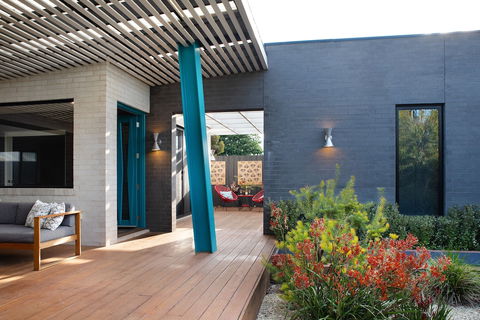 Arenas South - eAccommodation 0