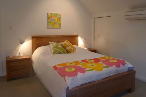 Ama Worimi - eAccommodation 1
