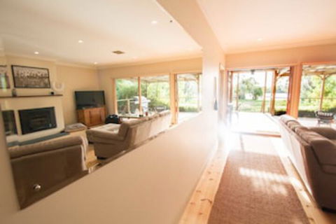 River Retreat At Monteith - eAccommodation 0