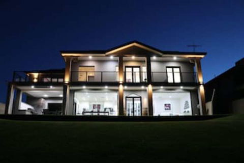 River Devine Murray Bridge - eAccommodation 0