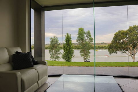 River Devine Murray Bridge - eAccommodation 4