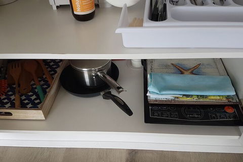 Apartment With Views - eAccommodation 4