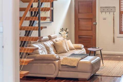 AirM8 Apartments On Mount Street - eAccommodation 4