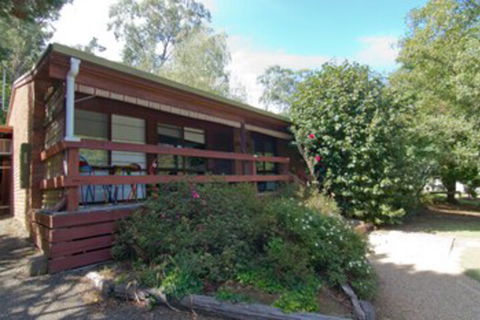 Alrima Lodge Bright - eAccommodation 0