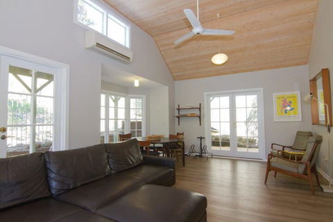 Atticus Cottage - eAccommodation 2