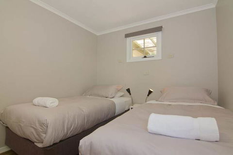 Atticus Cottage - eAccommodation 5