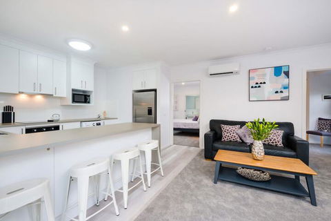 Albury Yalandra Apartment 1 - eAccommodation 4