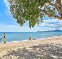 Tropical Oasis near Beach - eAccommodation