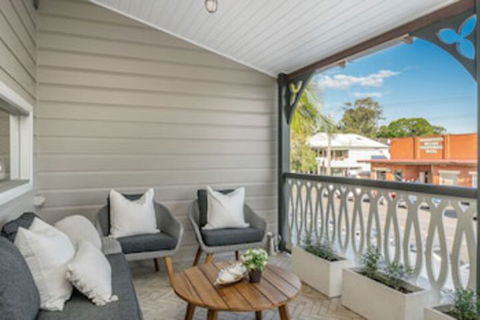 A PERFECT STAY - Luxe & Bloom - eAccommodation 0