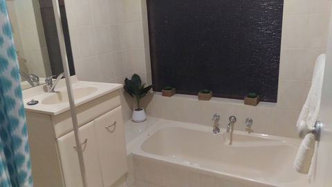 The Quiet Family Getaway In Bassendean - eAccommodation 1