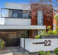 Luxury Designer Townhouse Parking - eAccommodation