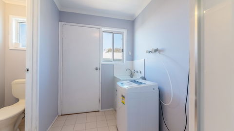 THE Lighthouse Surf Side - eAccommodation 0